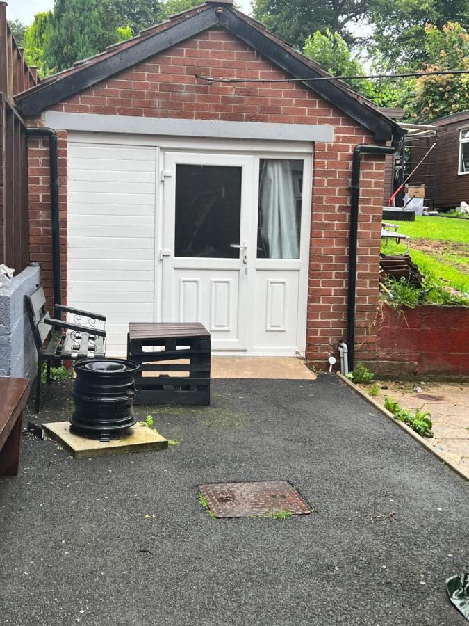 Privatunterkunft Private Cabin, Own Access & Ensuite Belfast